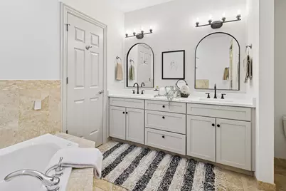 1890 N Milwaukee Avenue #3D, Chicago, IL 60647 - Photo 13