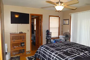 831 Douglas St, Morris, IL 60450 - Photo 5