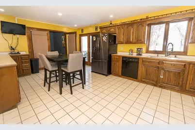 45W962 Plank Road, Hampshire, IL 60140 - Photo 9