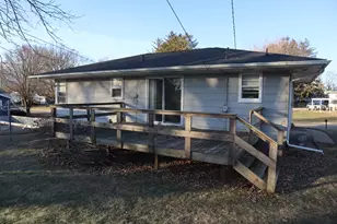 113 Stephens Ave, Walnut, IL 61376 - Photo 15