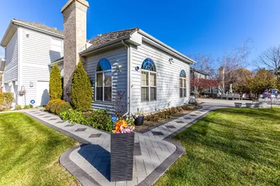 395 Blue Ash Drive, Buffalo Grove, IL 60089 - Photo 37