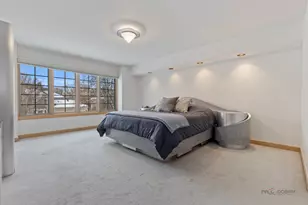 395 Blue Ash Dr, Buffalo Grove, IL 60089 - Photo 17