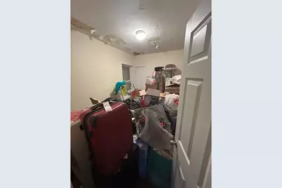 2107 W 70th Place, Chicago, IL 60636 - Photo 11