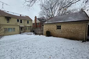 423 N Highland Ave, Rockford, IL 61107 - Photo 5