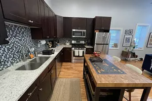 1929 W Montrose Ave, Chicago, IL 60613 - Photo 17