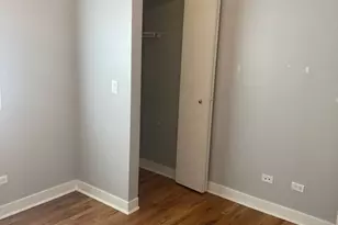 1929 W Montrose Ave, Chicago, IL 60613 - Photo 13