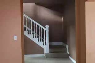 2911 Emmaus Ave, Zion, IL 60099 - Photo 7