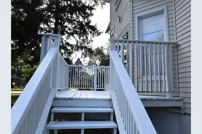 2911 Emmaus Avenue, Zion, IL 60099 - Photo 5