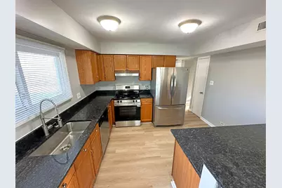 908 Parker Drive, Schaumburg, IL 60194 - Photo 5