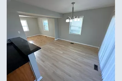 908 Parker Drive, Schaumburg, IL 60194 - Photo 7