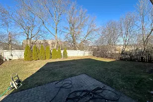 908 Parker Dr, Schaumburg, IL 60194 - Photo 19