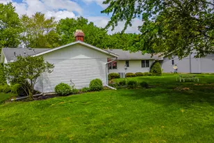 601 E Porter Ave, Watseka, IL 60970 - Photo 3