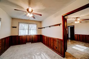 601 E Porter Ave, Watseka, IL 60970 - Photo 11