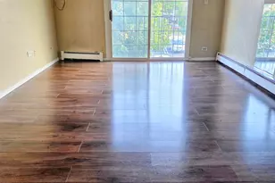 109 W Elk Trail, Carol Stream, IL 60188 - Photo 5