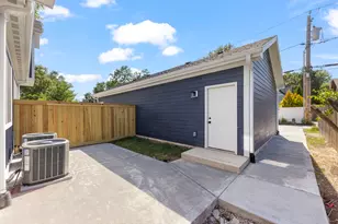 717 N Brainard St, Naperville, IL 60563 - Photo 39