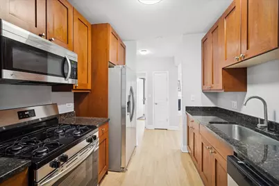 7411 N Hoyne Avenue #3, Chicago, IL 60645 - Photo 9