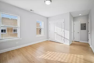 7411 N Hoyne Avenue #3, Chicago, IL 60645 - Photo 11