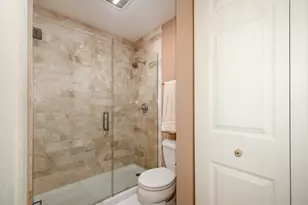 120 Fairway Dr, La Grange, IL 60525 - Photo 23