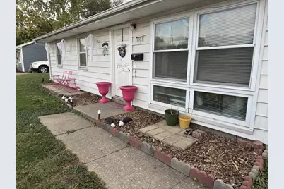 1521 Hedge Road, Champaign, IL 61821 - Photo 1