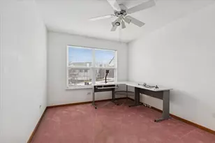 1025 Castleshire Dr, Woodstock, IL 60098 - Photo 9