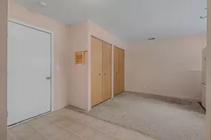 570 N Triumph Ct, Hainesville, IL 60073 - Photo 21