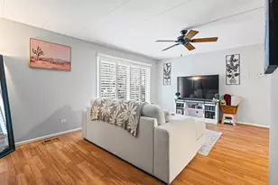 10831 S Keating Ave, Oak Lawn, IL 60453 - Photo 15