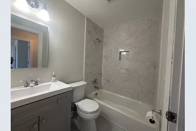 306 Northwestern Court #B, Bloomingdale, IL 60108 - Photo 3