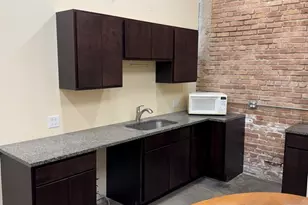 452 N Claremont Ave, Chicago, IL 60612 - Photo 7