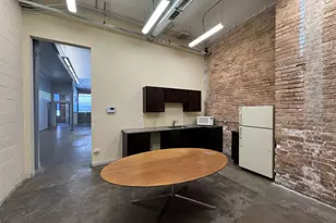 452 N Claremont Ave, Chicago, IL 60612 - Photo 5