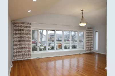 9622 Kildare Avenue, Skokie, IL 60076 - Photo 9