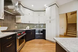 15 Gilbert Ave, Clarendon Hills, IL 60514 - Photo 9