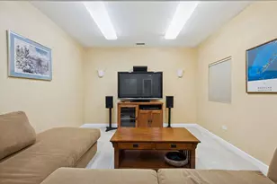 15 Gilbert Ave, Clarendon Hills, IL 60514 - Photo 25