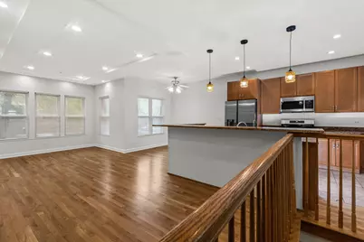 1628 W Juneway Avenue #1, Chicago, IL 60626 - Photo 9