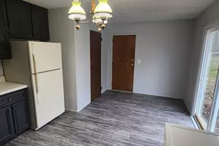 910 Timberline Dr, Danville, IL 61832 - Photo 5