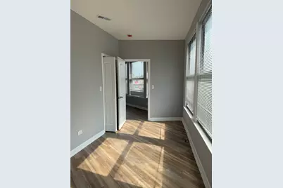 [Address not provided], Chicago, IL 60618 - Photo 9