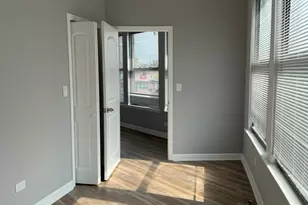 [Address not provided], Chicago, IL 60618 - Photo 9