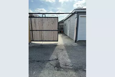 3145 W 42nd Street, Chicago, IL 60632 - Photo 5