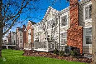 150 Fulbright Ln, Schaumburg, IL 60194 - Photo 25