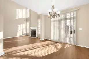 150 Fulbright Ln, Schaumburg, IL 60194 - Photo 5