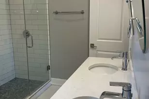 2233 W Washington Blvd, Chicago, IL 60612 - Photo 13