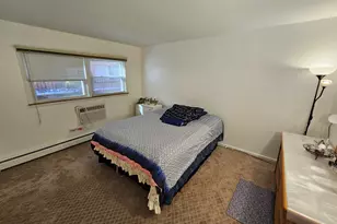4820 Conrad St, Skokie, IL 60077 - Photo 7