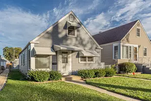 31 46th Ave, Bellwood, IL 60104 - Photo 1