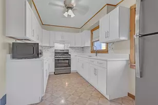 31 46th Ave, Bellwood, IL 60104 - Photo 9