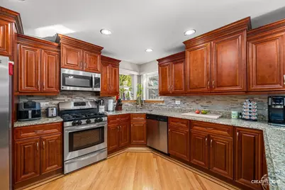 1900 Chestnut Grove Drive, Plainfield, IL 60586 - Photo 7