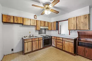 811 W Harvard St, Champaign, IL 61820 - Photo 13