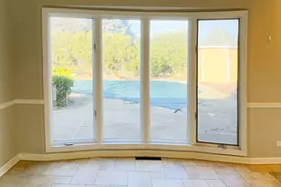 19W084 N Chateaux Ave, Oak Brook, IL 60523 - Photo 9