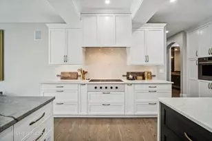 5521 Churchill Ln, Libertyville, IL 60048 - Photo 13