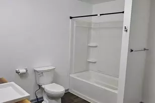 104 N Main St, Princeton, IL 61356 - Photo 9