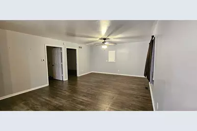 104 N Main Street #C, Princeton, IL 61356 - Photo 7