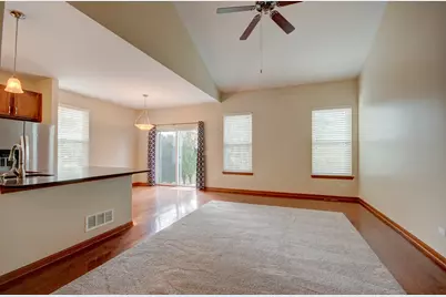 520 N Frieh Drive, Romeoville, IL 60446 - Photo 13